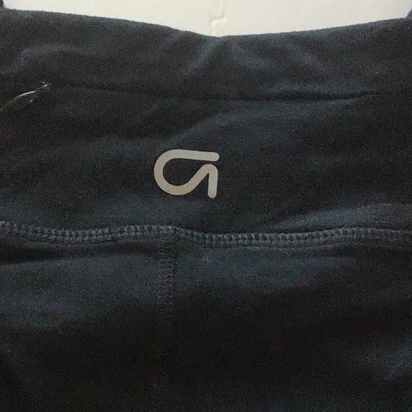 💋Body Fit workout- ONLY $10 & Help 2 Shelters :) - Picture 4 of 4